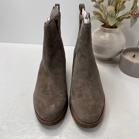 Vionic Aria Waterproof Suede Wedge Ankle Booties Taupe Women's 9M NWOB - Picture 5 of 11